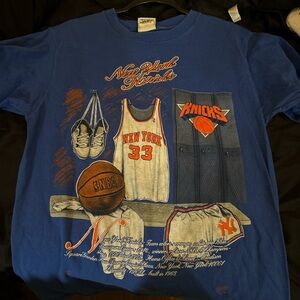 Vintage nutmeg mills Knicks tee
